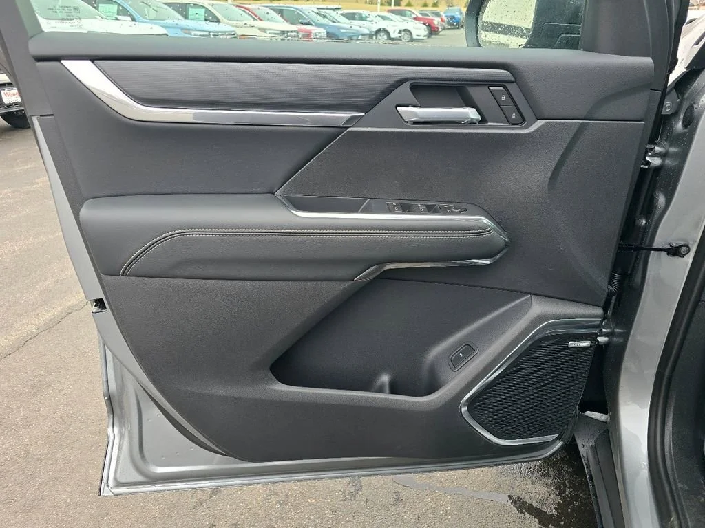 2026 GMC Acadia Elevation - Photo 13