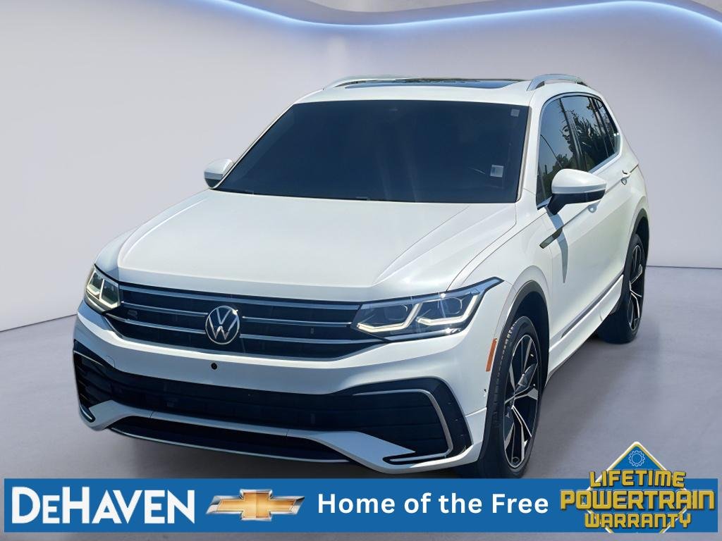 2023 Volkswagen Tiguan 2.0T SEL R-Line 4Motion's photo