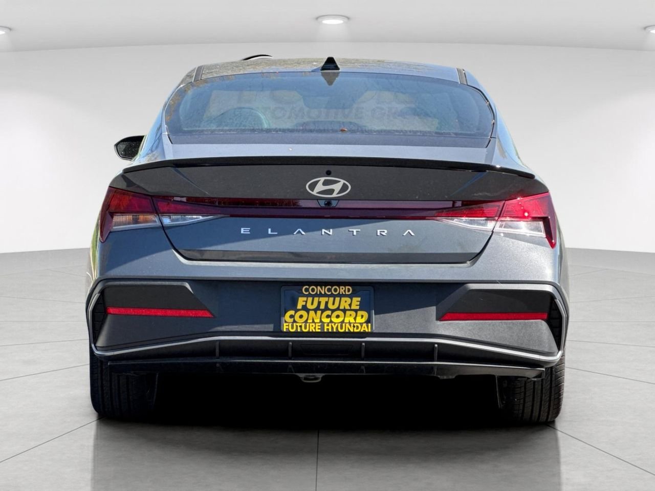 New 2026 Gray Hyundai SEL Sport Plus image 4