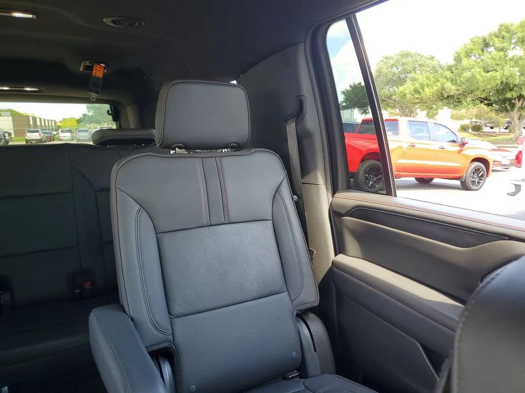 Used 2024 Summit White Chevrolet RST image 14