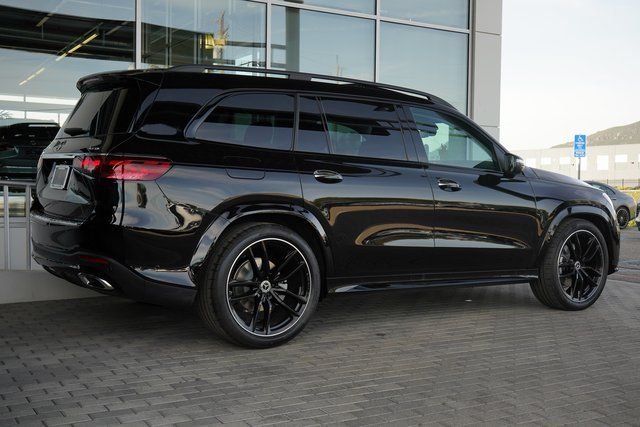 New 2026 Black Mercedes-Benz GLS 450 image 8