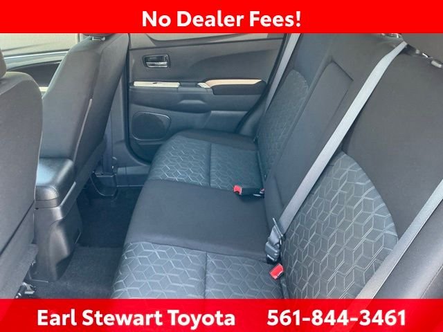 Used 2024 Gray Mitsubishi 2.0 ES image 17