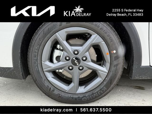 New 2026 Snow White Pearl Kia LXS image 29