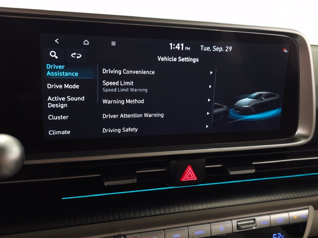 2023 Hyundai IONIQ 6 Limited - Photo 25