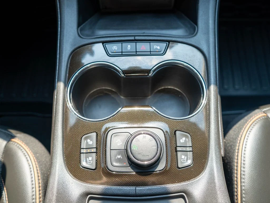 Used 2021 Gray GMC AT4 image 30