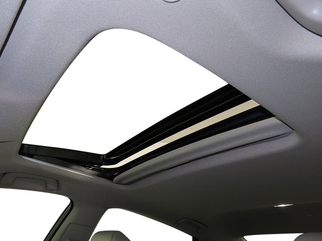 New 2026 Urban Gray Pearl Honda Touring image 20