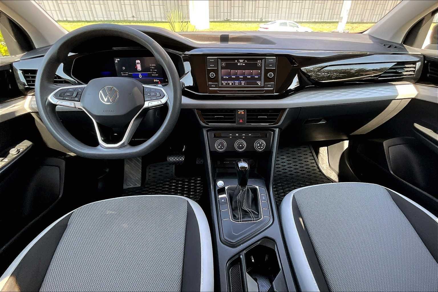 Used 2022 Deep Black Pearl Volkswagen S image 12