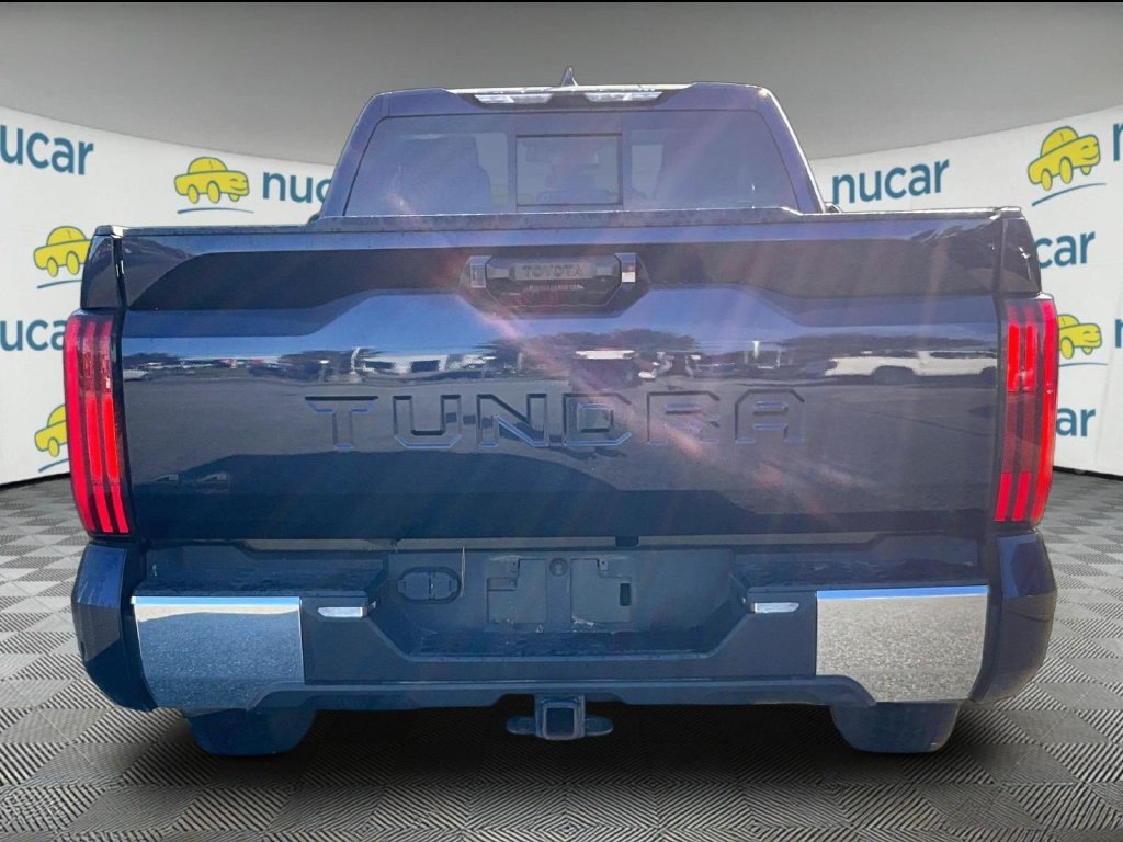 Used 2023  Toyota SR5 image 3