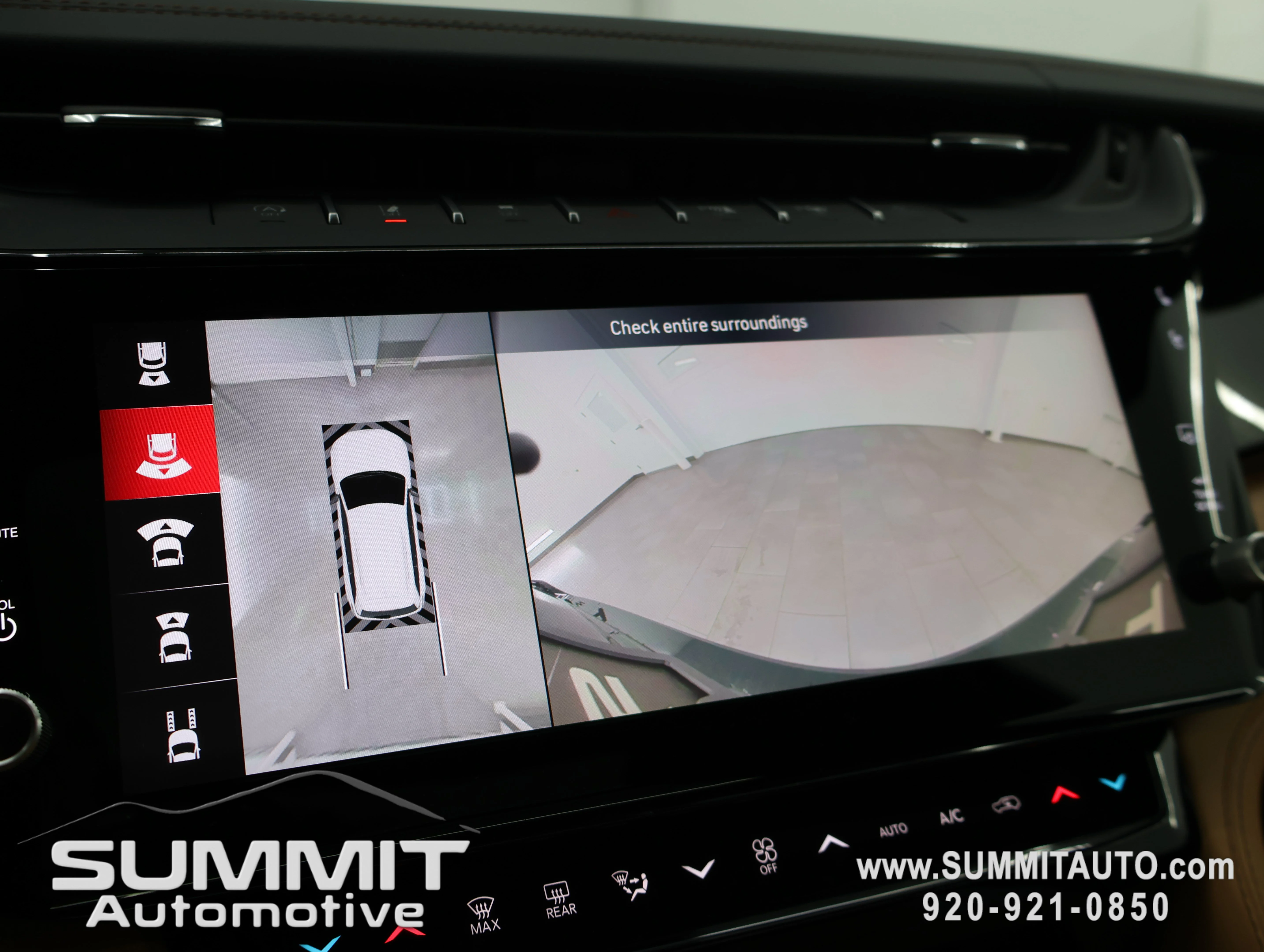 New 2026 Diamond Black Crystal Pearl-Coat Exterior Paint Jeep Summit image 18