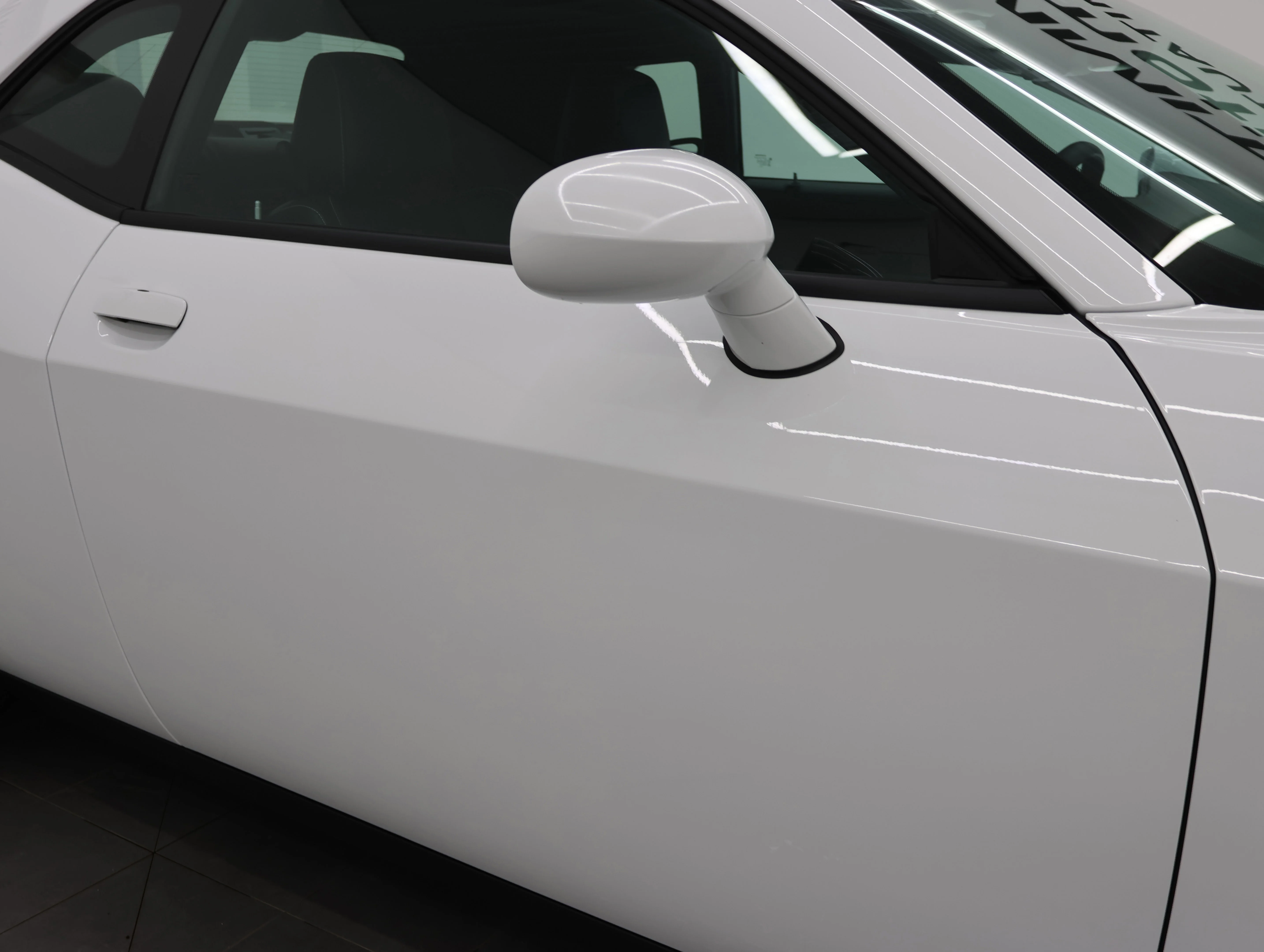 Used 2023 White Knuckle Clearcoat Dodge SRT Hellcat Jailbreak image 25