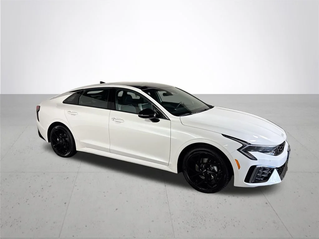New 2026 Snow White Pearl Kia GT-Line AWD image 4
