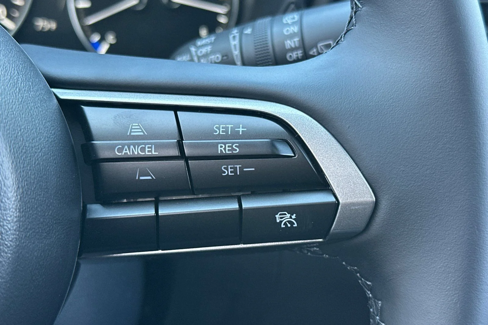 New 2026 Snowflake White Pearl Mazda 2.5 S Preferred AWD image 27