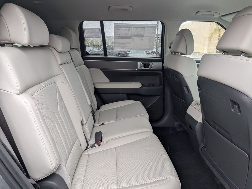 New 2026 Gray Hyundai SEL image 28