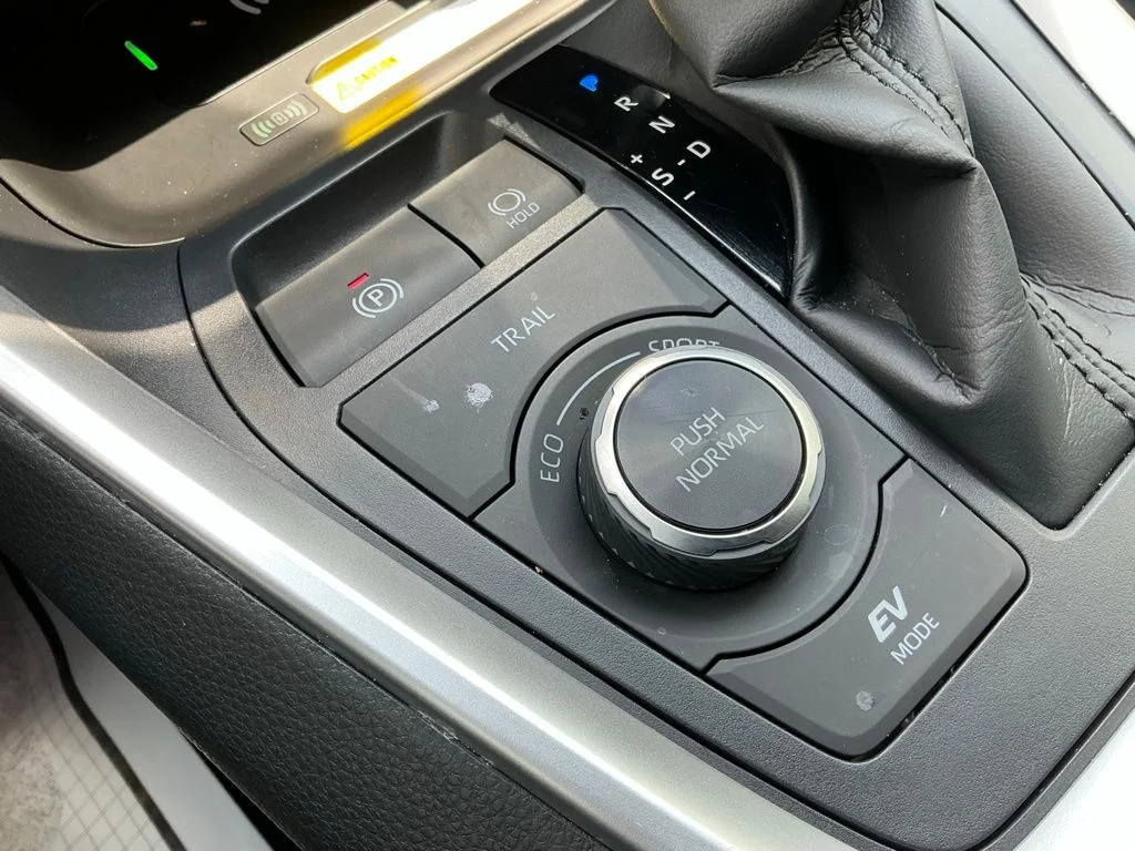 Used 2025 Black Toyota XLE image 35