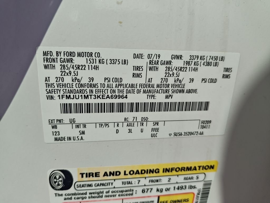 Used 2019 White Ford Platinum image 27