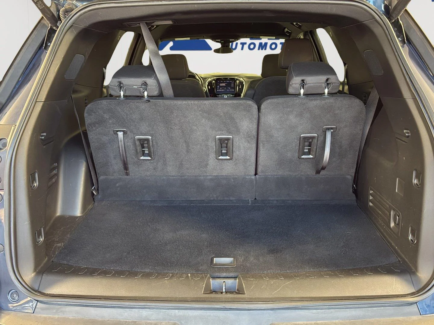 Used 2022 Northsky Blue Metallic Chevrolet LT Cloth image 15