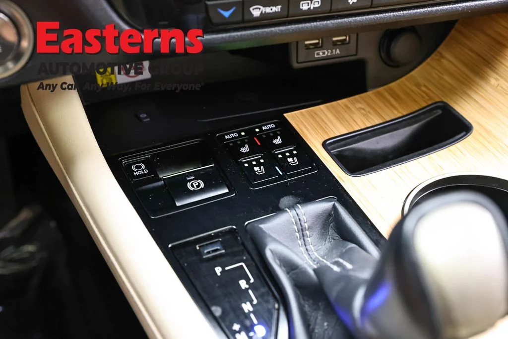 Used 2021 Blue Lexus 350 image 41