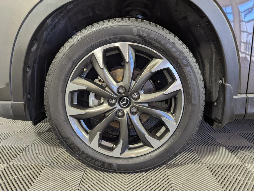 Used 2016 Silver Mazda Grand Touring AWD w/ Technology Pkg image 42