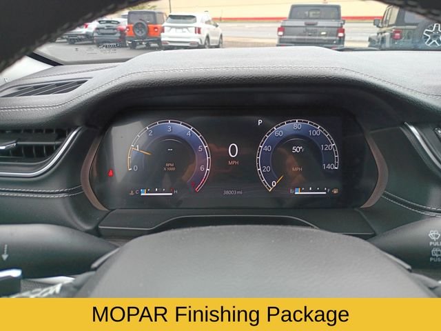 Used 2023 Silver Jeep Limited image 15