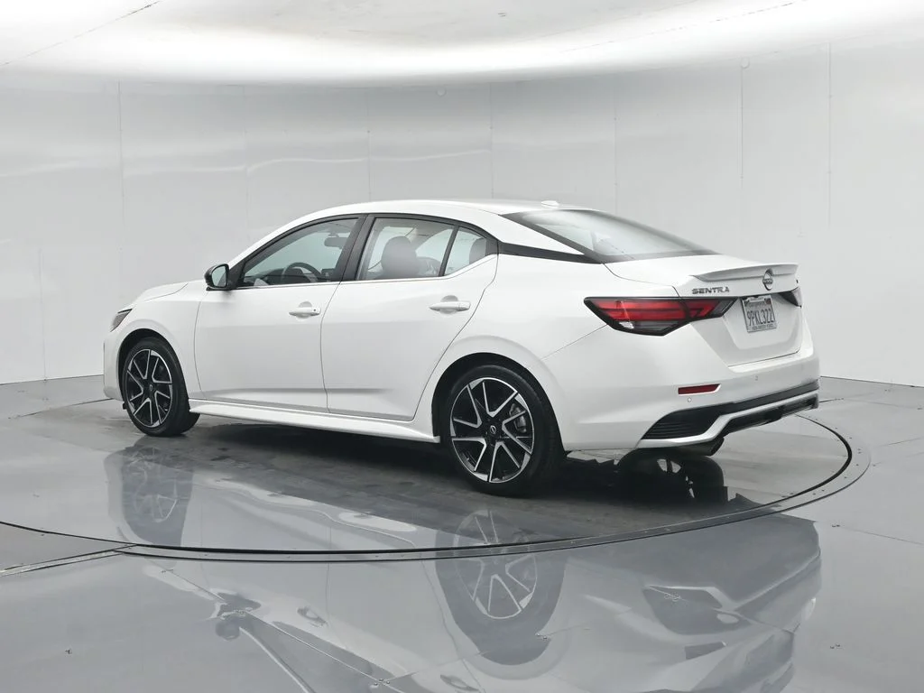 Used 2024 White Nissan SR image 7