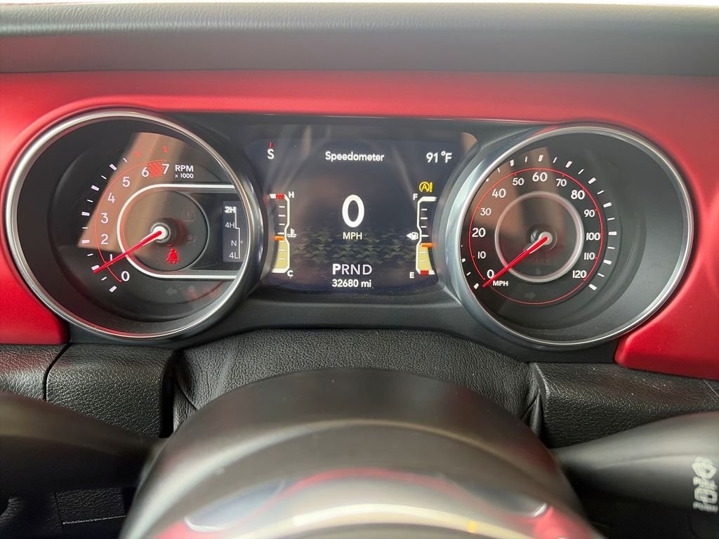 Used 2021 Gray Jeep Rubicon image 11