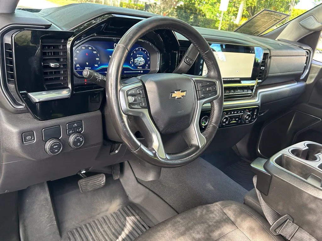 Used 2022 Glacier Blue Metallic Chevrolet LT image 16