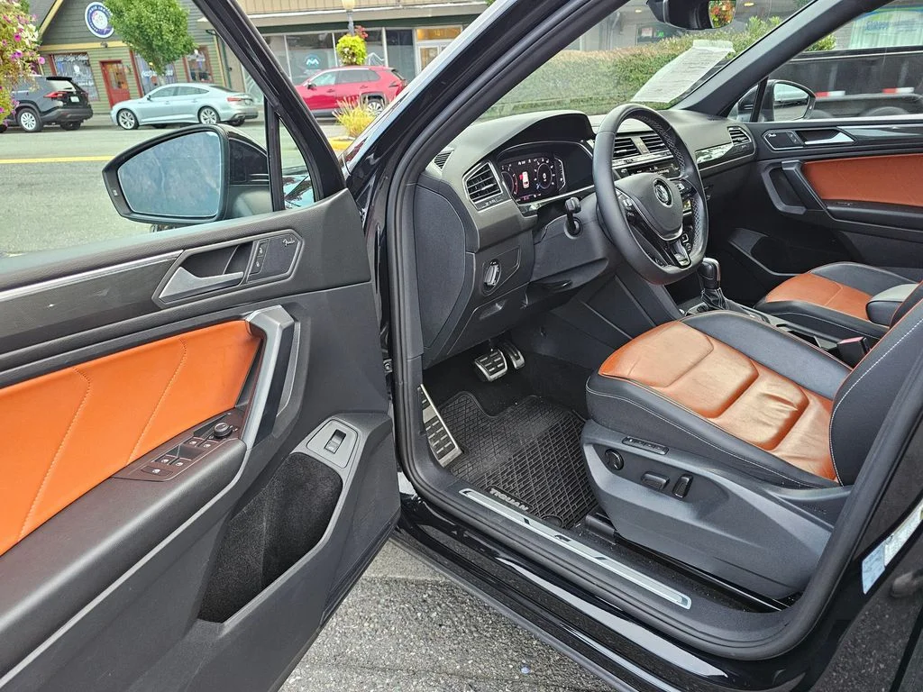 2021 Volkswagen Tiguan SEL Premium R-Line - Photo 23