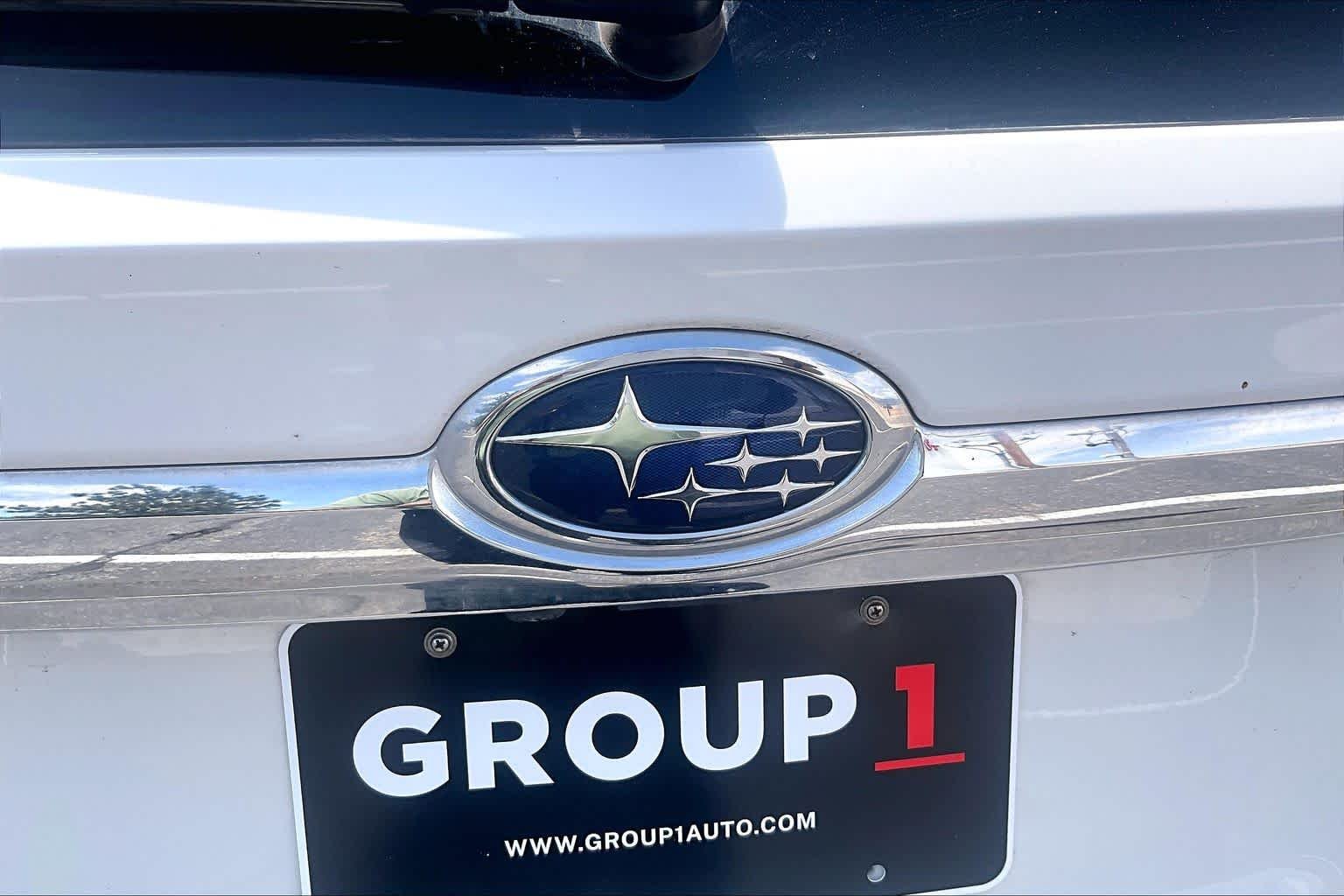 Used 2020 Crystal White Pearl Subaru Limited image 33