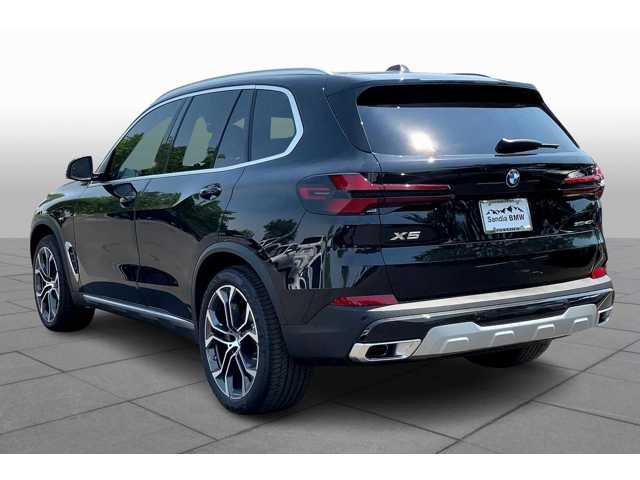 New 2026 Black Sapphire Metallic BMW sDrive40i image 12