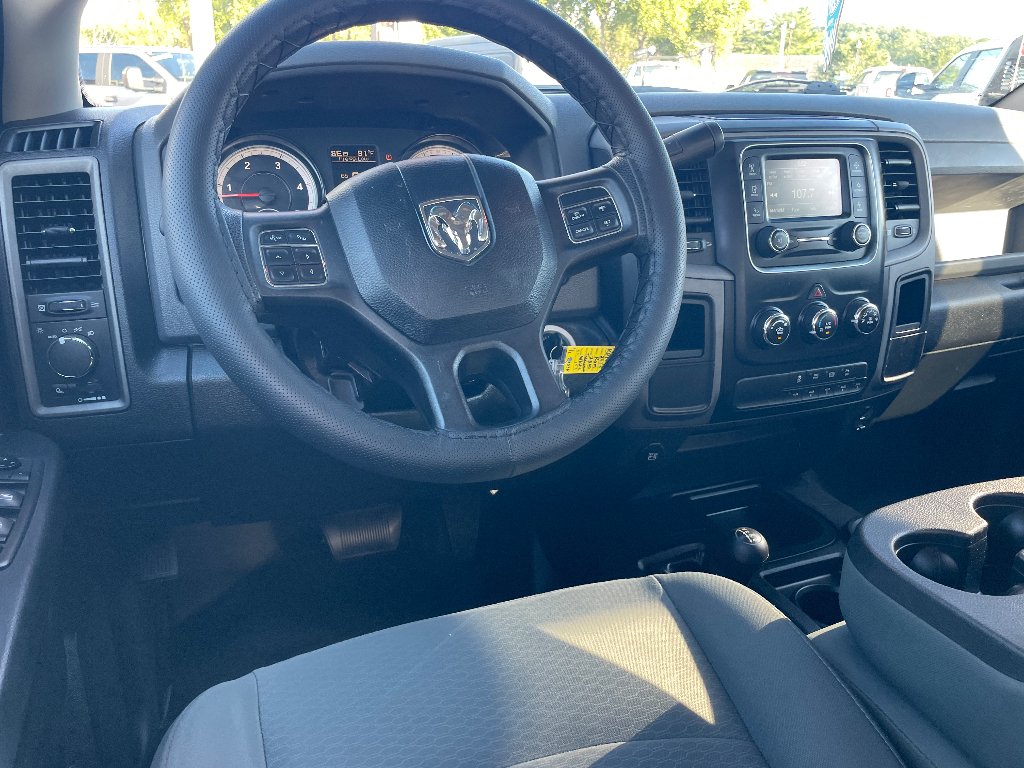 Used 2015 Bright White Clearcoat Ram Tradesman image 2