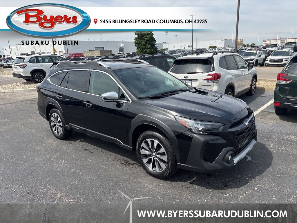 2025 Subaru Outback Touring's photo