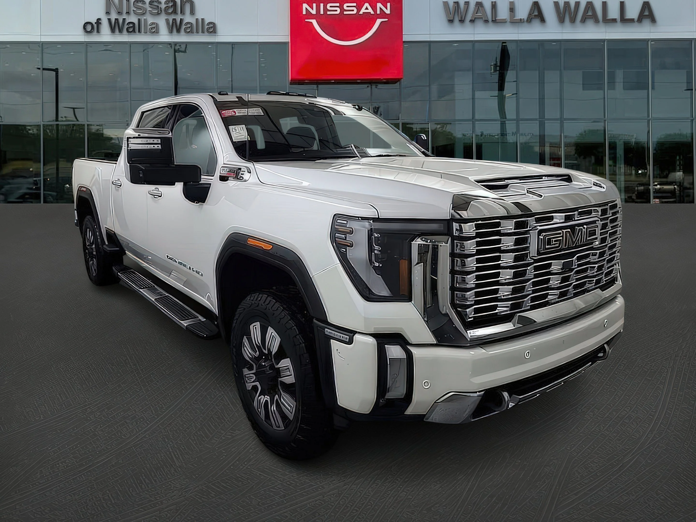 2024 GMC Sierra Denali 4WD Crew Cab Standard Box SRW's photo