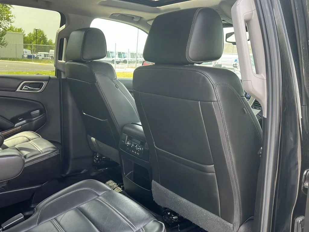 Used 2018 Onyx Black GMC Denali image 27