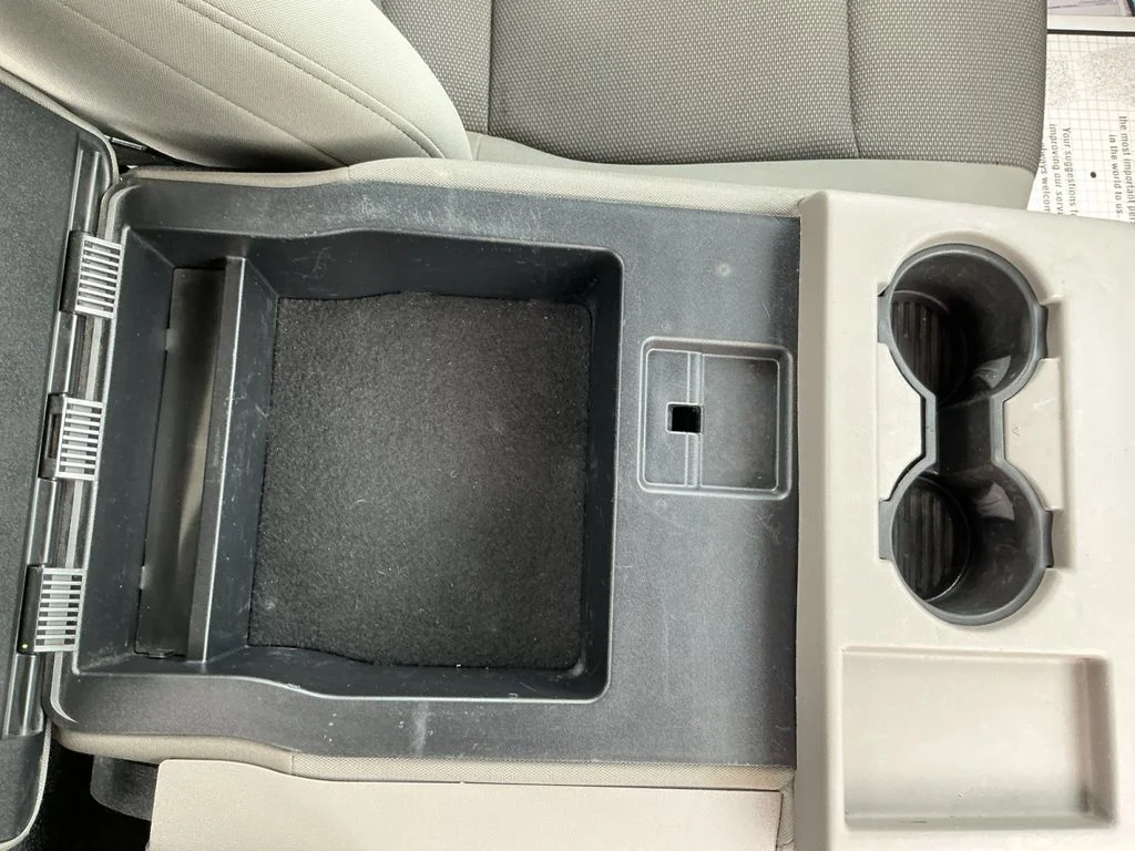 Used 2020 White Ford XL image 32