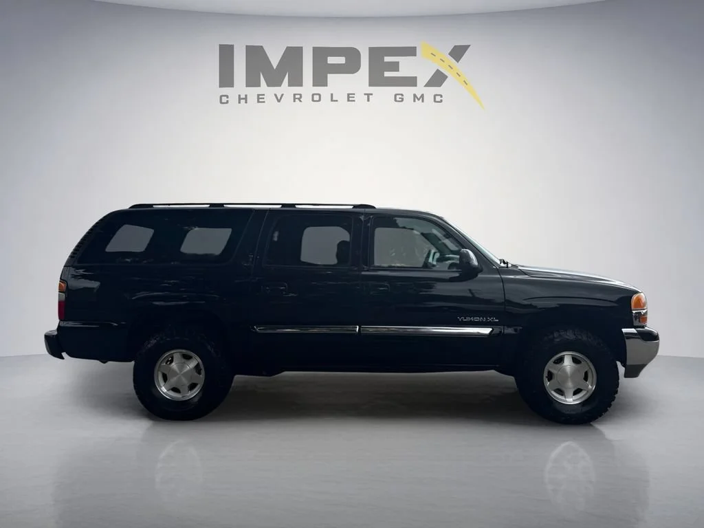 Used 2005 Onyx Black GMC SLT image 6