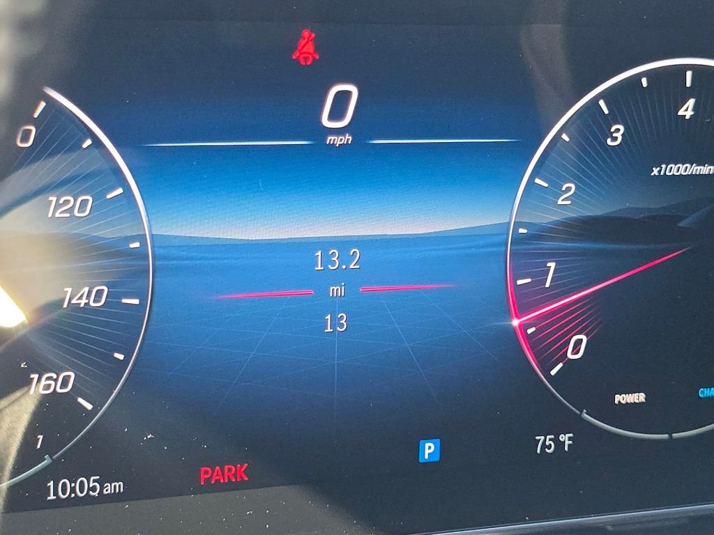 New 2026 Polar White Mercedes-Benz GLC 300 image 30