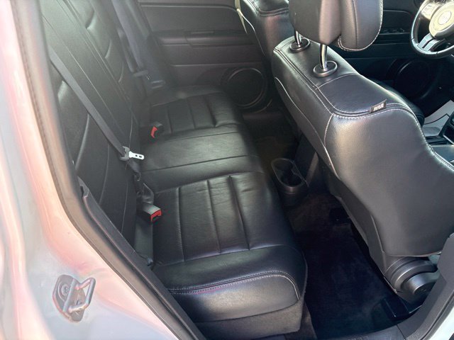 Used 2016 White Jeep High Altitude image 13