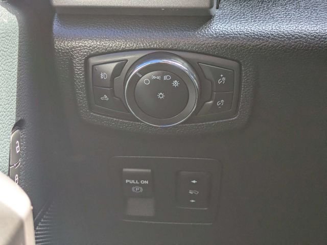 Used 2020 Black Ford XLT image 24
