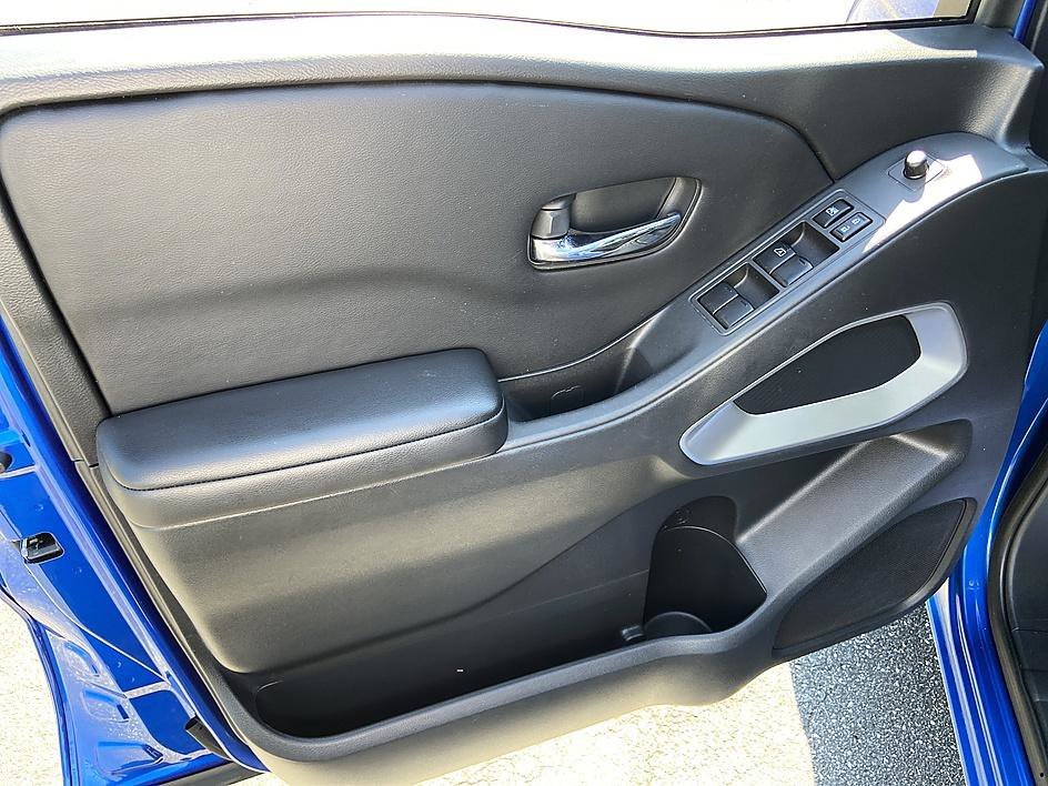 Certified Used 2025 Bluestone Pearl Nissan SV image 9