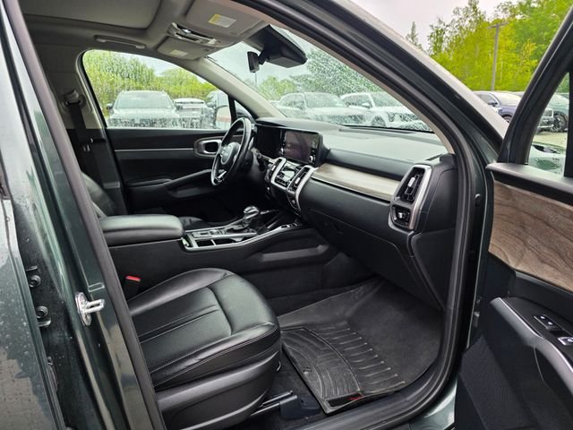 Used 2022 Green Kia X-Line EX image 12
