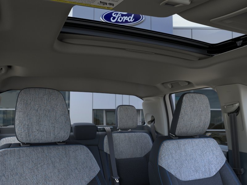 New 2026 Space White Metallic Ford XLT image 24