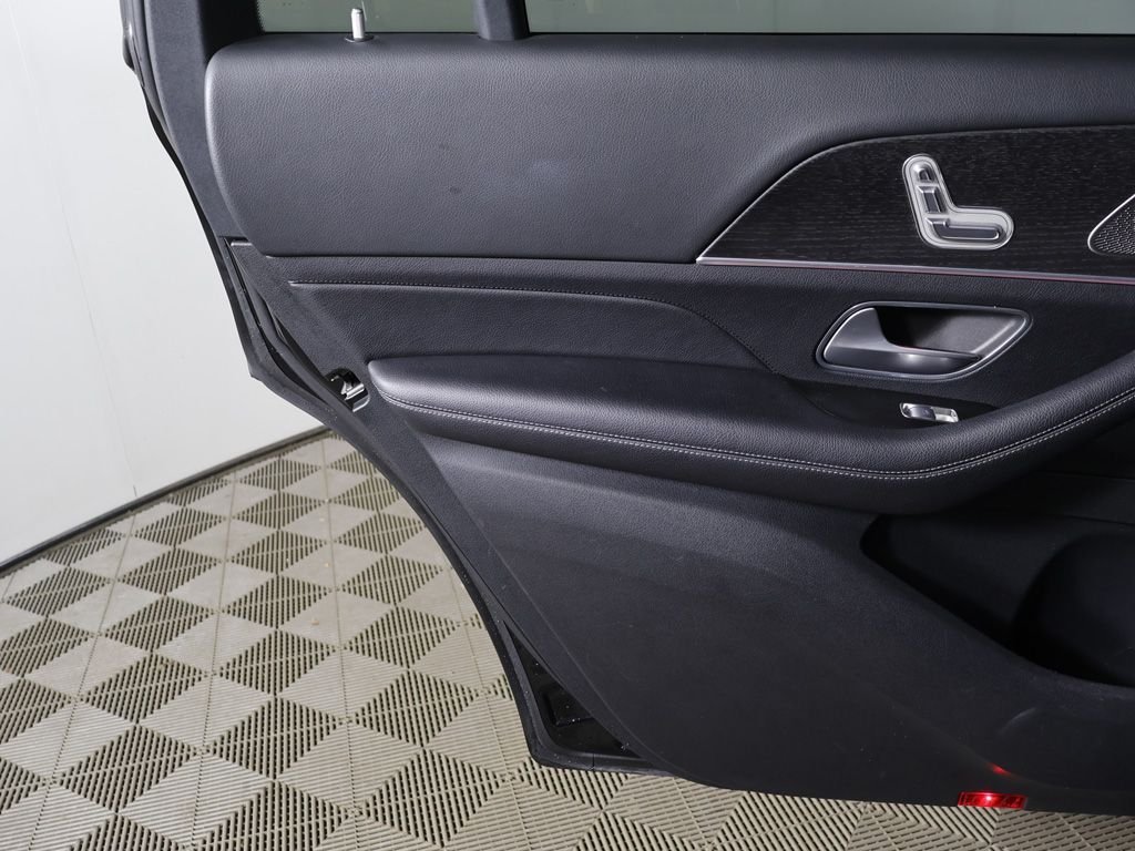 2022 Mercedes-Benz GLS GLS450 - Photo 26