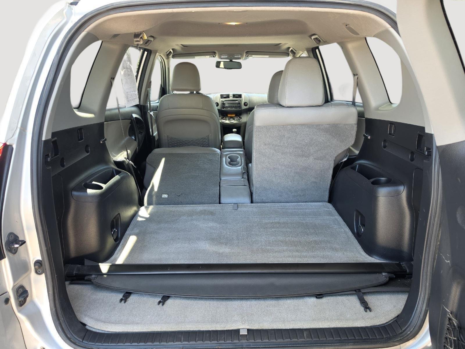 Used 2012 Classic Silver Metallic Toyota Limited image 47