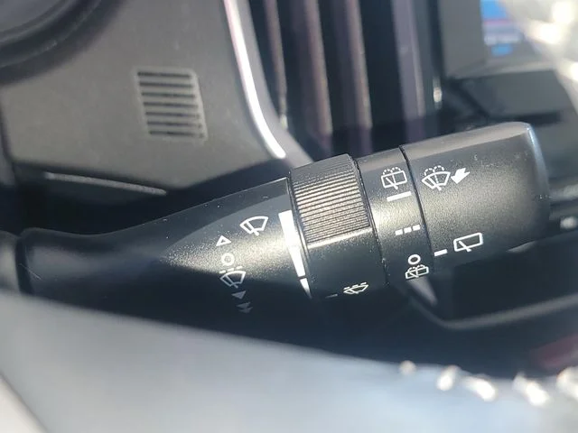 Certified Used 2020 Silver Subaru Premium image 15