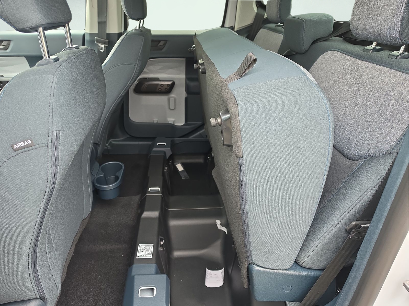 New 2026 Oxford White Ford XLT image 14