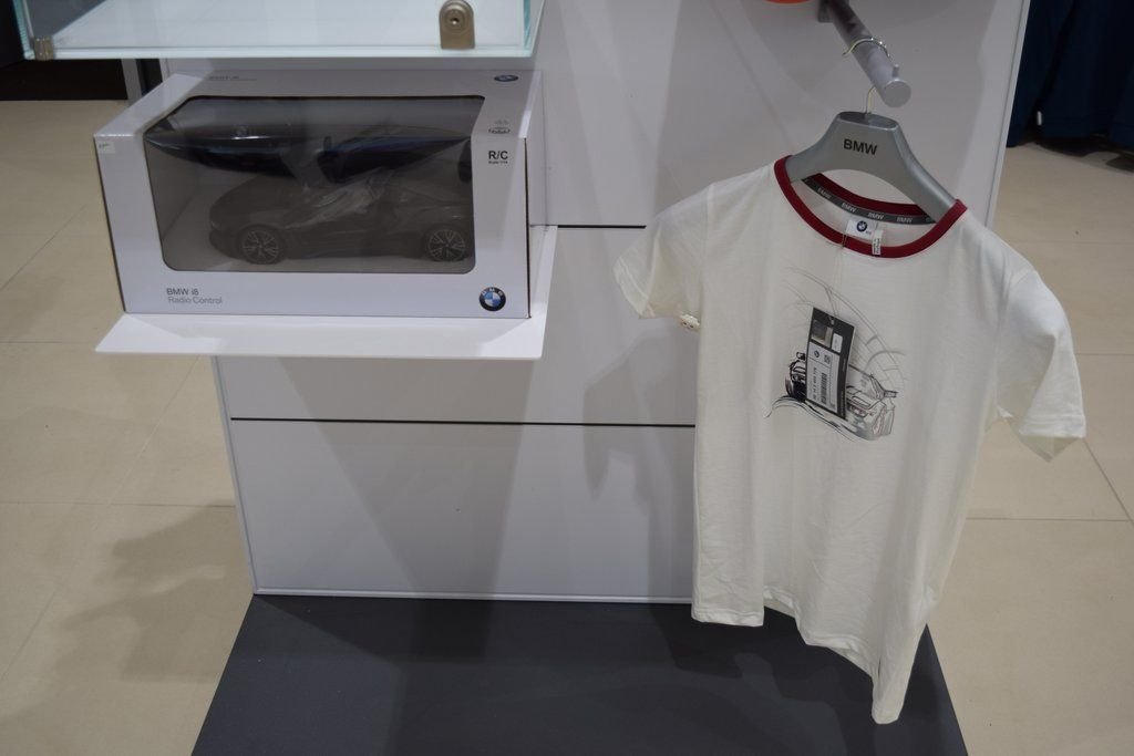 2026 BMW i7 60 - Photo 56