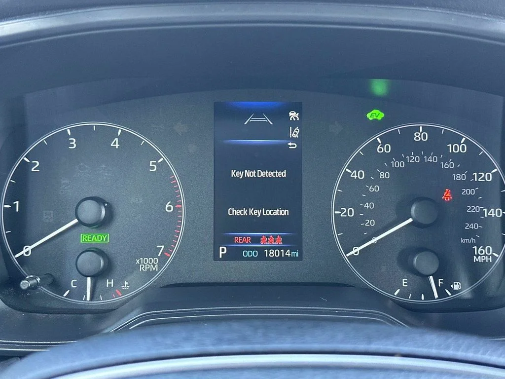 Certified Used 2024  Toyota SE image 27