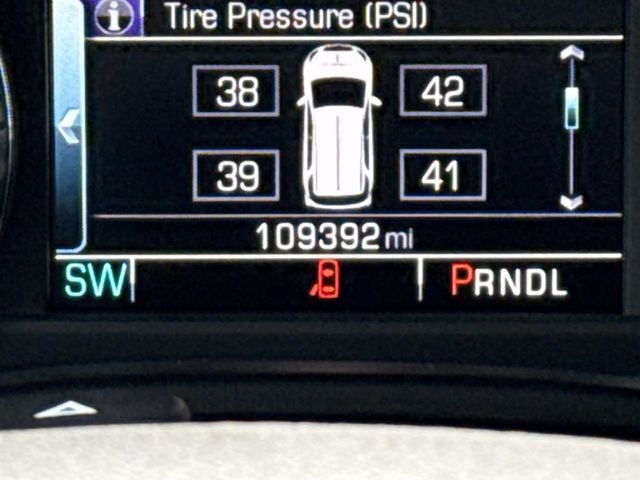 Used 2020 Gray Chevrolet LT image 24