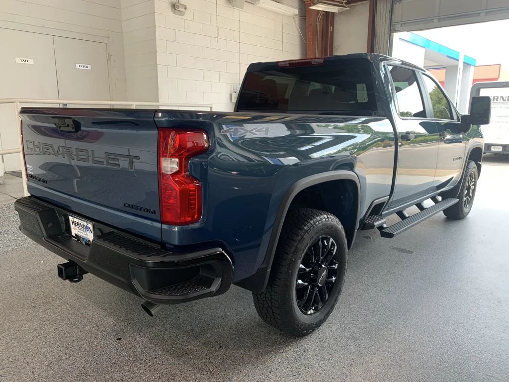 New 2026 Lakeshore Blue Metallic Chevrolet Custom image 9
