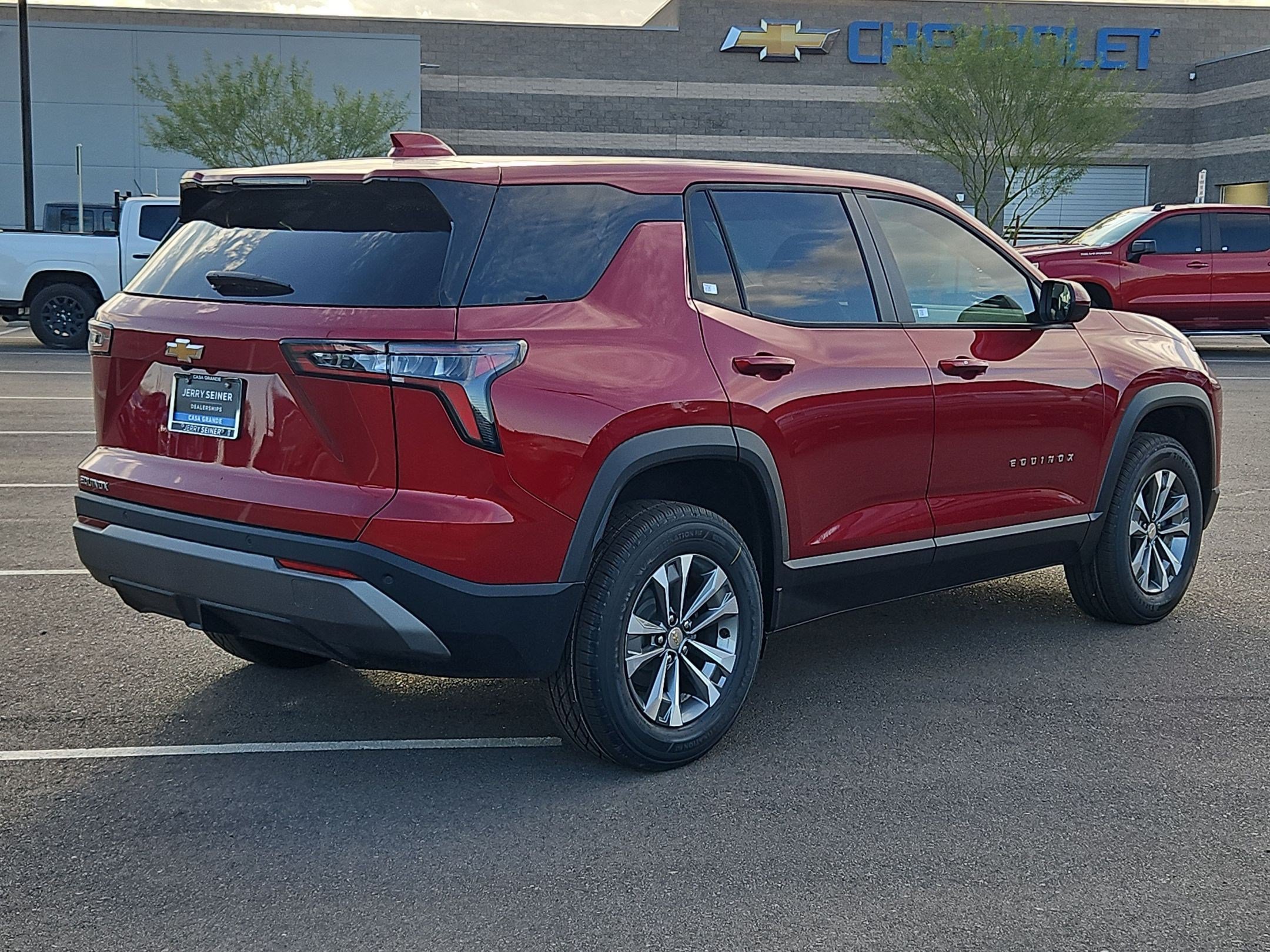 2027 Chevrolet Equinox LT - Photo 9